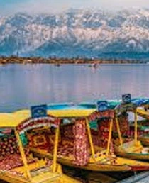 Magnificent Kashmir Tour Package With Houseboat Stay Package
