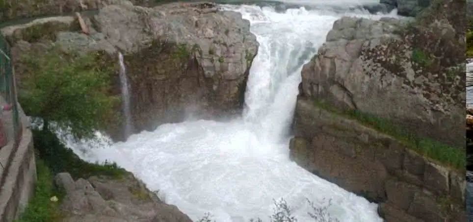 Aharbal Waterfall