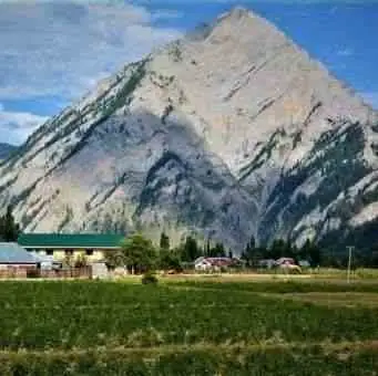 Gurez