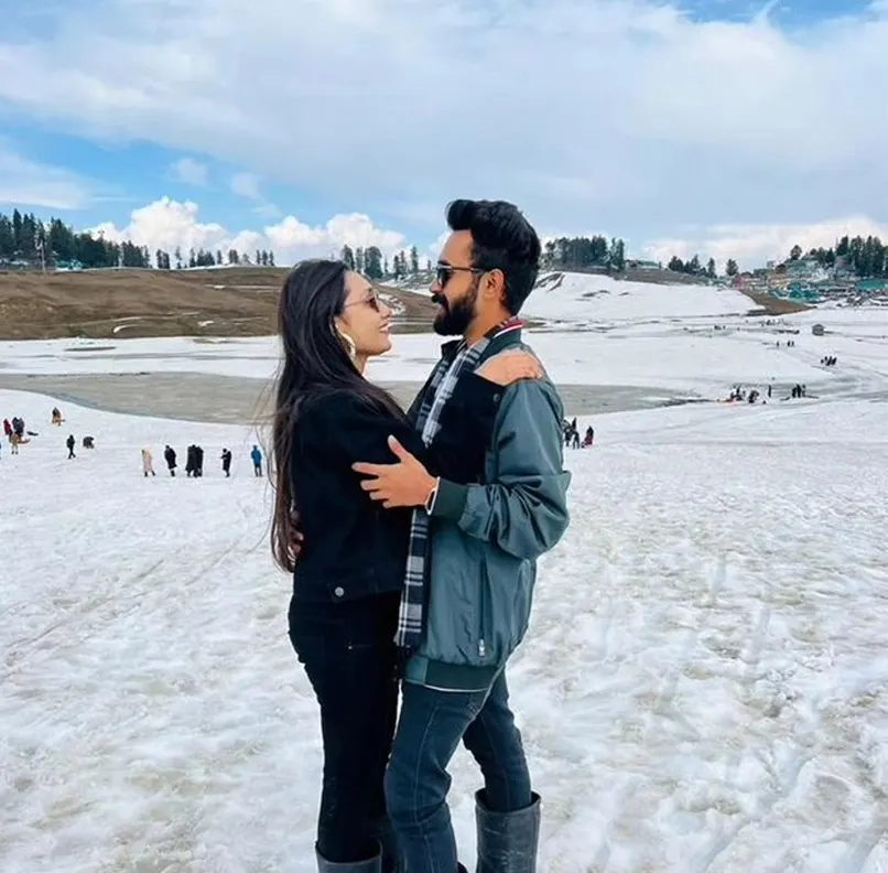 Kashmir honeymoon package