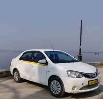 Etios taxi for hire in Srinagar, Kashmir