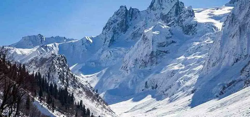 Thajiwas Glacier